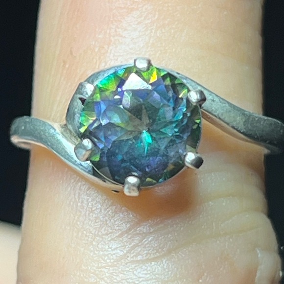 Vintage Jewelry - Sterling Silver Mystic Topaz Solitaire Ring Sz 6